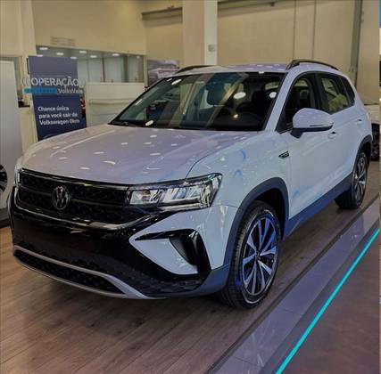 VOLKSWAGEN TAOS 1.4 250 TSI TOTAL FLEX COMFORTLINE AUTOMÁTICO